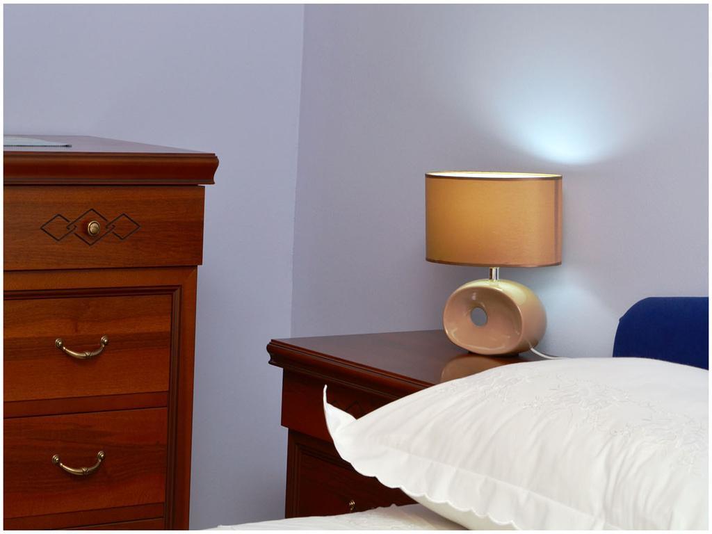 Apartment Laura Podstrana Chambre photo